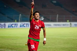 Mulai Berjalan, Aksi Penggalangan Dana The Jakmania Untuk Alfin Tuasalamony