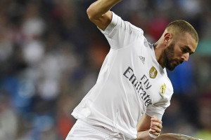 Terkait Transfer Benzema, Wright Katakan Eks Klubnya Memalukan