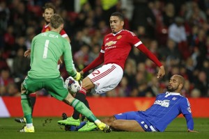 Cuma Dua Pemain Ini Yang Rapornya Bagus di MU