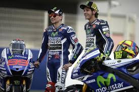 Di Mata Yamaha Lorenzo dan Rossi Sama