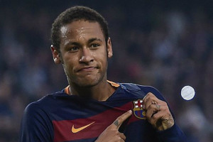 Douglas Costa Ungkapkan Ingin Bermain Bersama Neymar