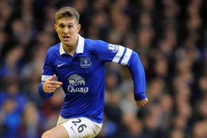 El Real Ikut Berburu Bek Muda Milik EvertonEl Real Ikut Berburu Bek Muda Milik Everton