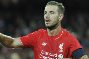 Henderson : Saya Ingin Rasanya Mengangkat Trofi