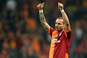 Sneijder Tak Tertarik Uang dari Tiongkok