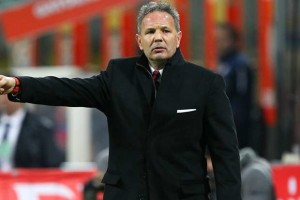 Sinisa Mihajlovic Menilai AC Milan Kurang Efektif Saat Babak Kedua