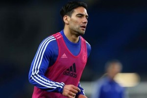 Pato Datang, Falcao Mulai Disingkirkan