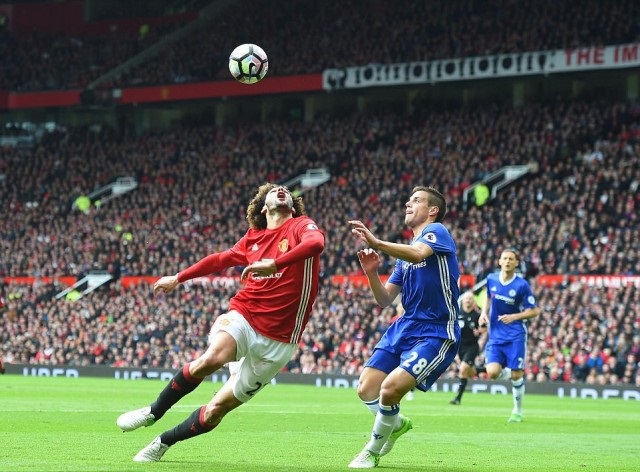 Duel Marouane Fellaini - Cesar Azpilicueta
